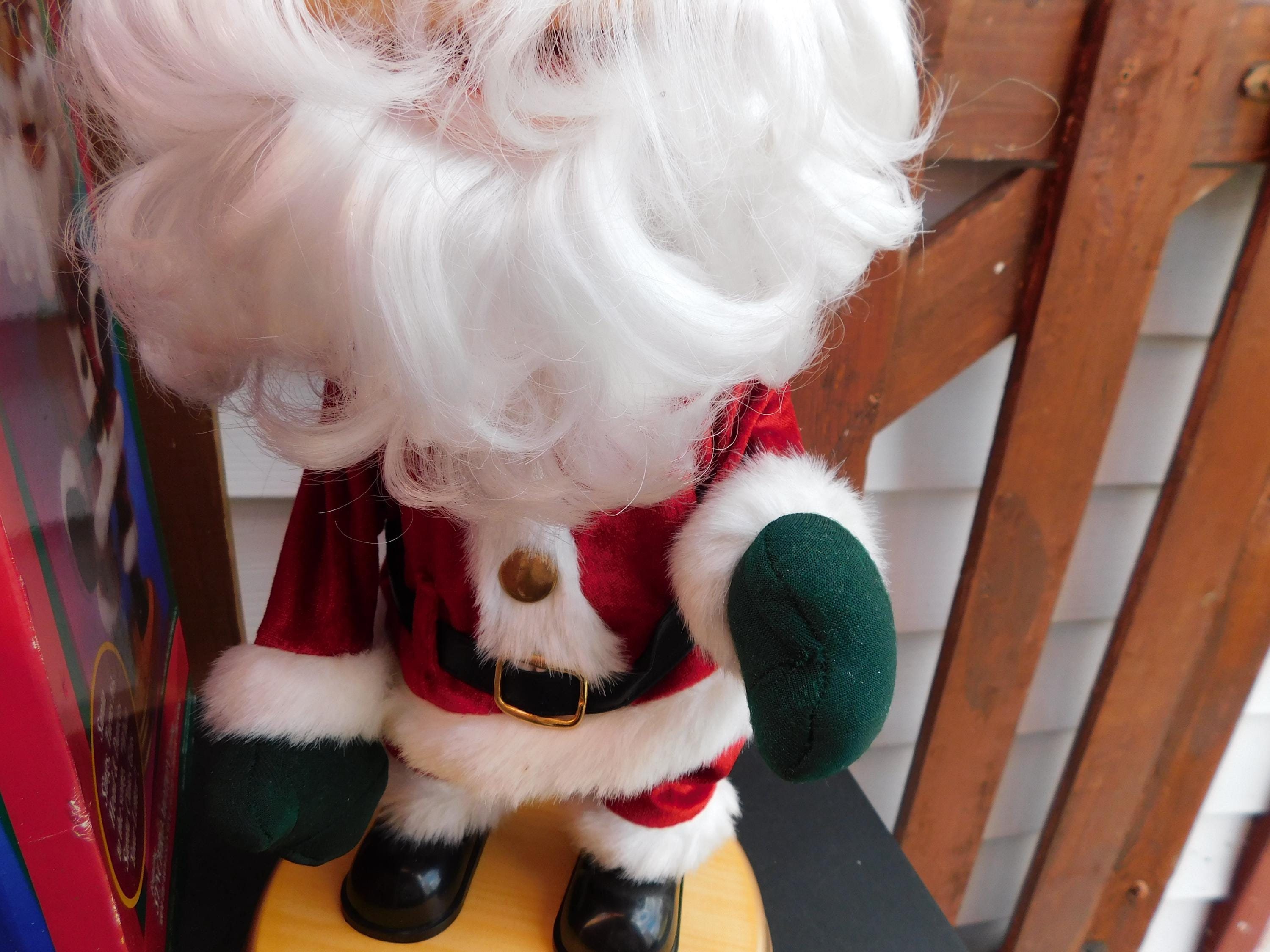 Big Head Dancing Santa Claus Gemmy Industries 2001 in Original Box