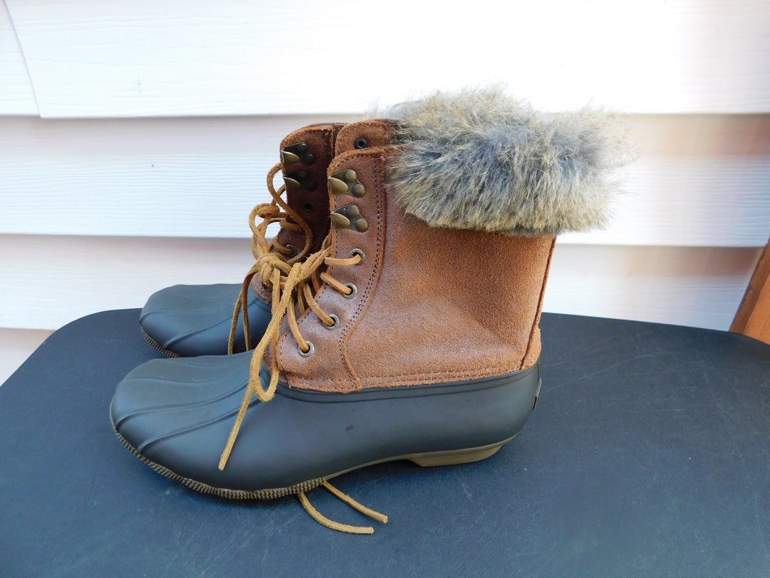 taupe sperry duck boots