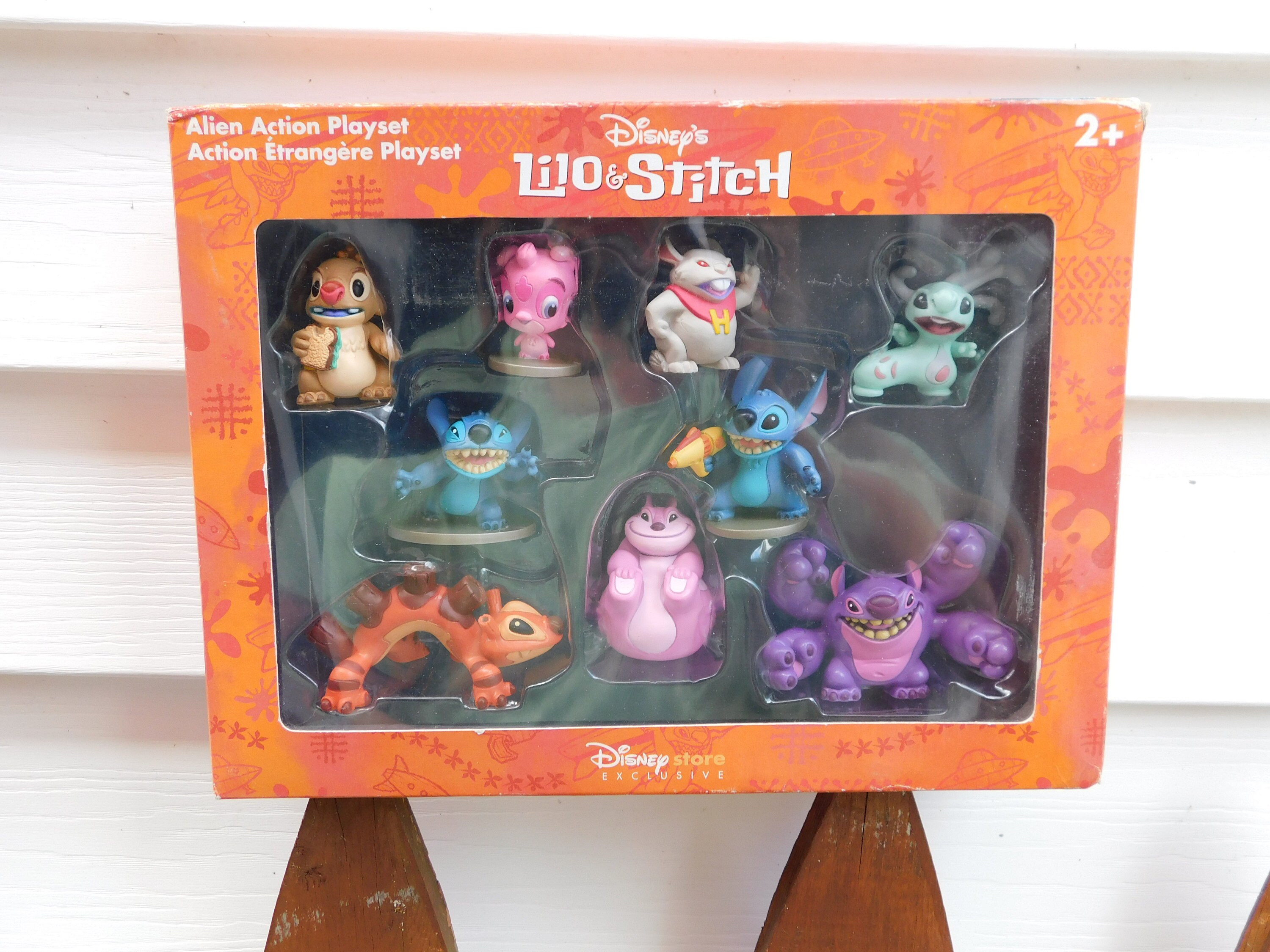 Figurine Poxy Disney Store Lilo et Stitch Action Étrangère Playset Alien  monstre vert 6 cm - Figurines/Disney Store et Disneyland - La Boutique  Disney