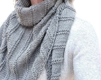 Beginner Knit Shawl Pattern: Easy Triangle Scarf, DK Yarn (PDF Pattern)