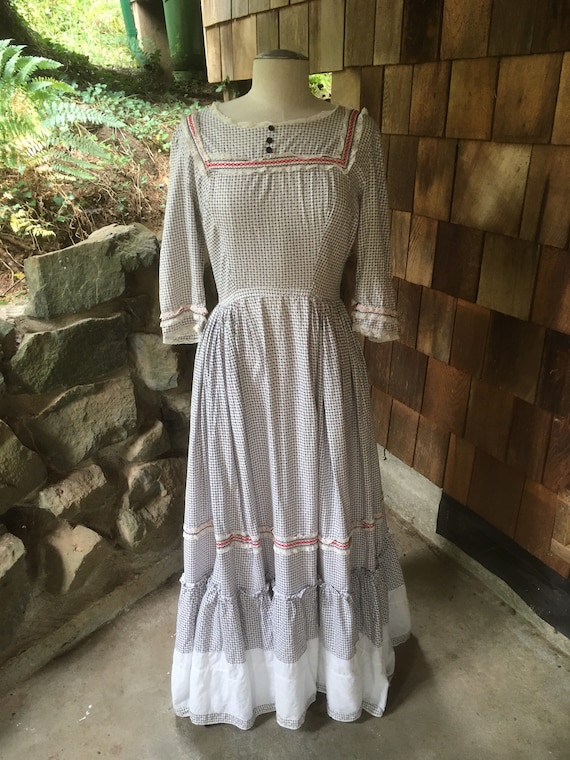 Early turn of the century cotton day dress.