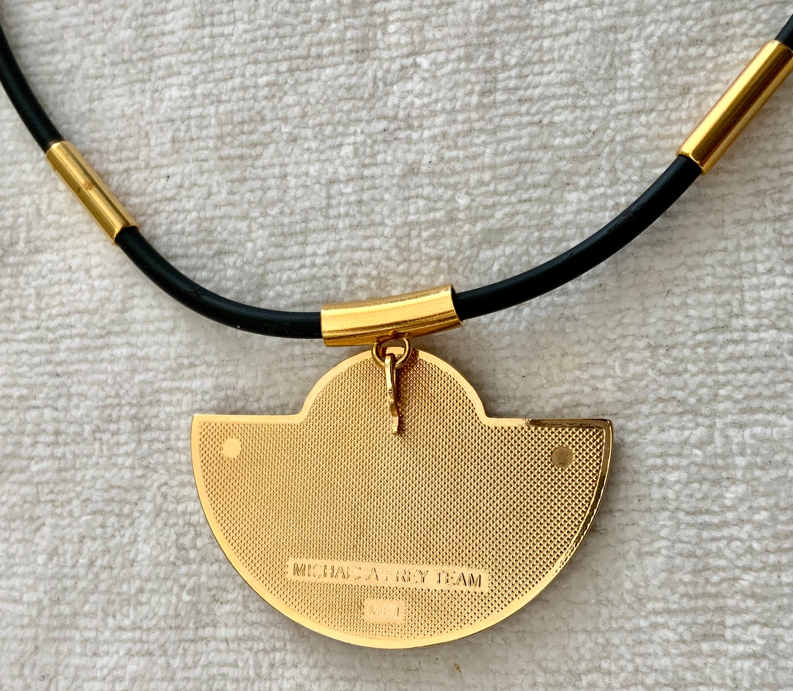 Frey Wille 24k Gold-plated Jewelry Set – Rubber Necklace 46 Cm +