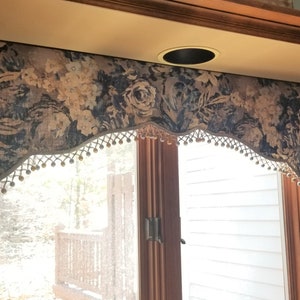 Custom SHAPED VALANCE-made to order your fabric, my lining image 4