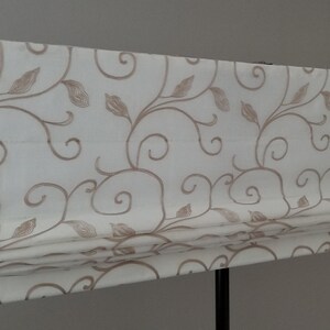 custom FLAT ROMAN SHADE with ribs (your fabric, my linings)