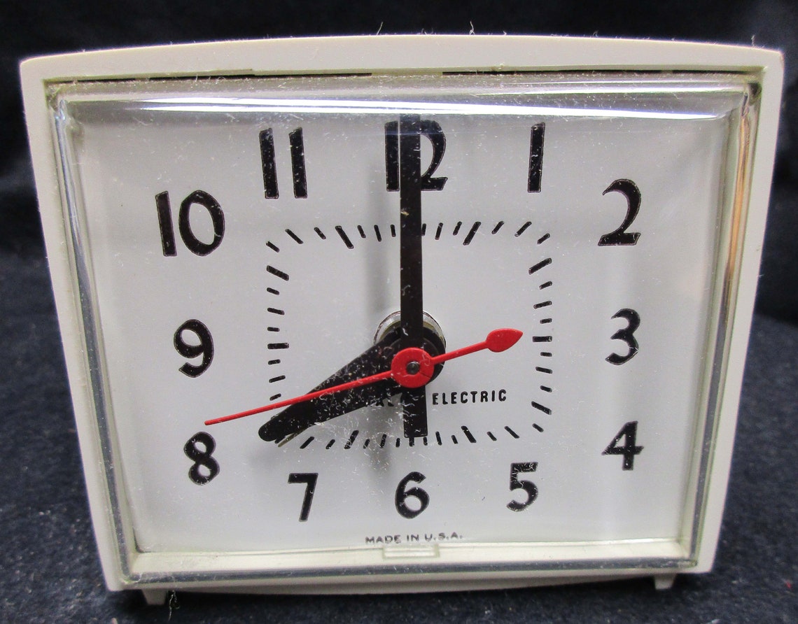 1950 60 s General Electric Alarm Clock Made in the USA. Etsy