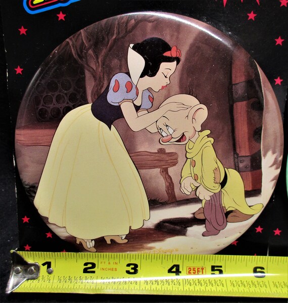No.3812) Disney Snow White 6 inch Metal character… - image 2