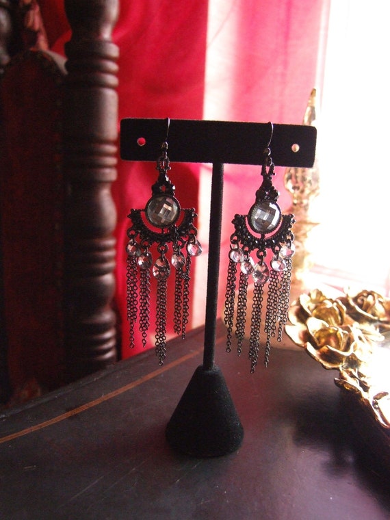 Vintage Gothic Chandelier Earrings / Vintage Gunm… - image 2