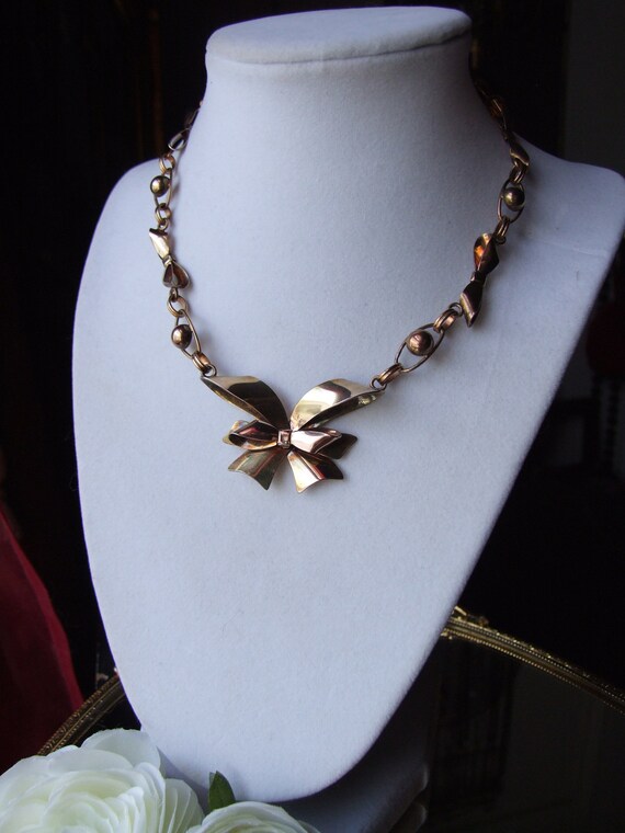 Beautiful Vintage 1950's 12K Gold over Silver Bow 