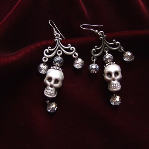 Victorian Crystal Bead and Skull Chandelier Statement Earrings / Fancy Gothic Skull Earrings / Vampire Jewelry / Day of Dead