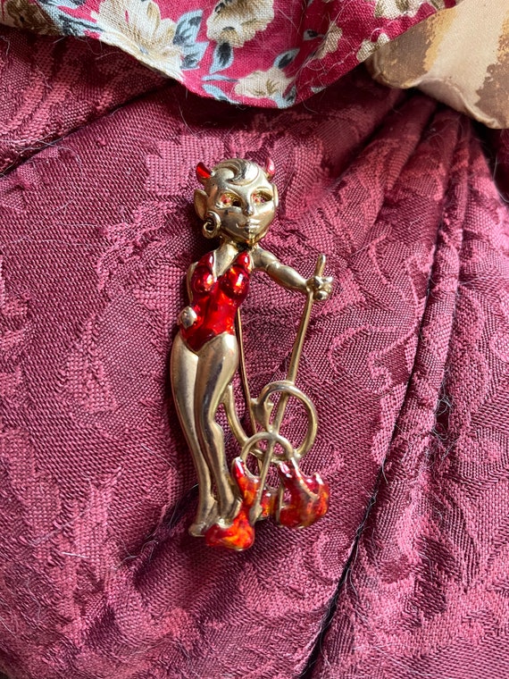 Vintage Gold Tone Enamel PinUp Girl She Devil Brooch… Gem