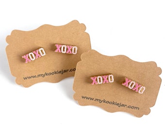 Cute Valentine's Glitter XOXO Laser Cut Acrylic Shaped Earrings, Nickel-Free, Hypoallergenic, Lightweight, Pink and Gold Glitter Studs