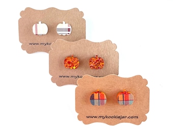 Leukste herfstpompoenvormige acryloorbellen, geruite herfstpompoenen, oranje dikke glitter, nikkelvrije studs, lichtgewicht, pompoenpatch