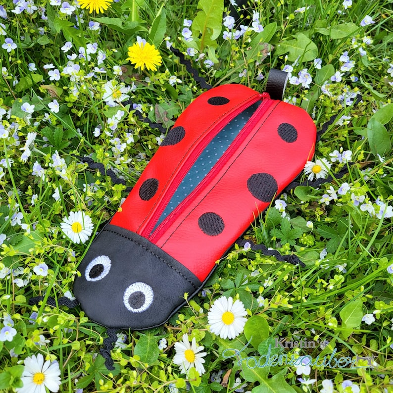 15x25 cm 6x10 inch Pencil Case Ladybug ITH Bild 9