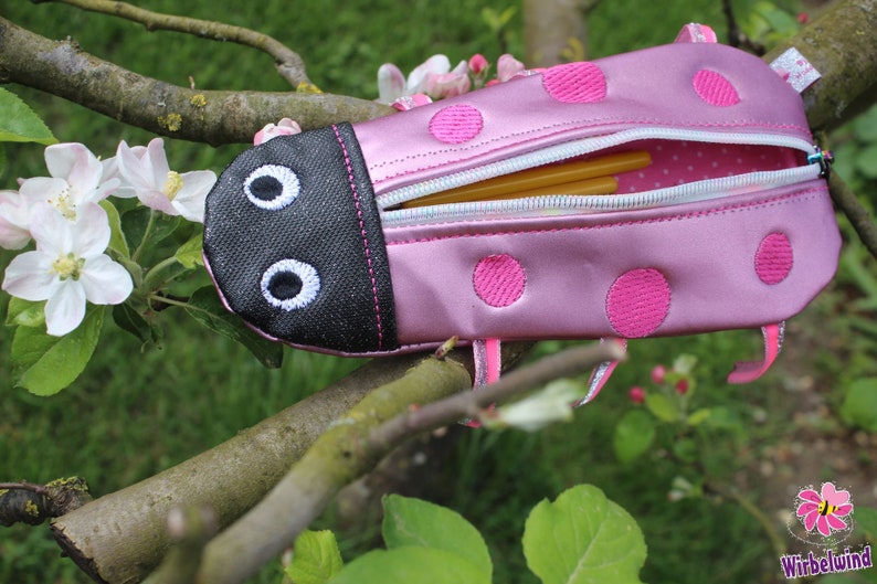 15x25 cm 6x10 inch Pencil Case Ladybug ITH Bild 7