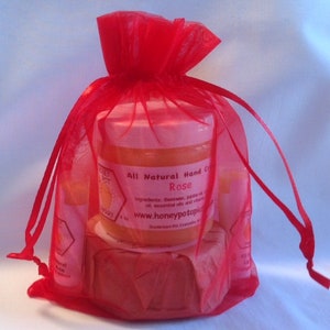 Honey Pot Farm Balsam und Seife Geschenktüte - Beauty Set beinhaltet Hand- und Lippenbalsam + Seife Perfekt für ALLE Geburtstage * Abschlussgeschenk