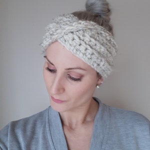 Crochet Chunky Headwrap // Crochet Headband // Crochet Earwarmer // Adult Headband image 3