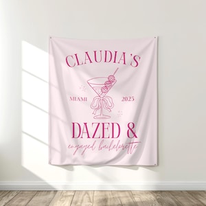 PRINTED Dazed und Engagierte Junggesellinnenparty Tapisserie | Kundenspezifisches Retro 70er Jahre Thema Banner für Bachelorette | Disco Party Kulisse | PF16E