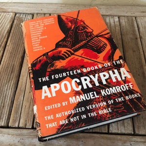 Antique Book Titled The Fourteen Books Of The Apocrypha 1936