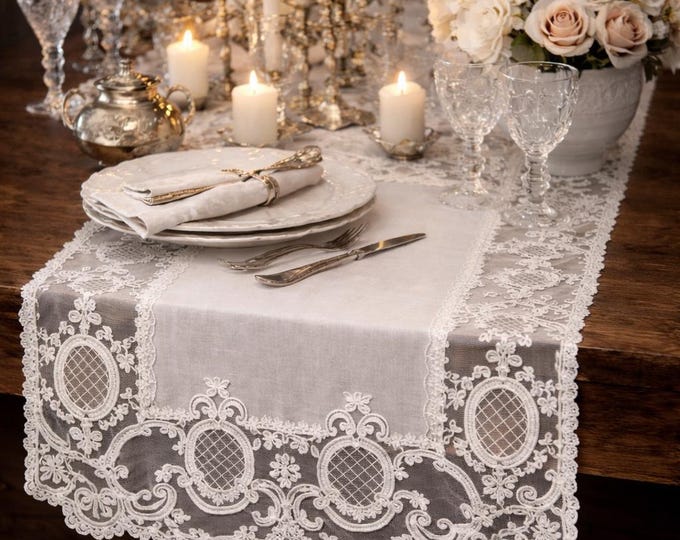 Pure linen and rebrodé lace “Rinascimento” runner