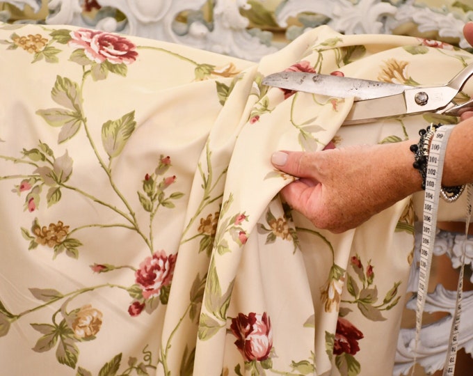 Wonderful cotton sateen fabric “flower shoots”