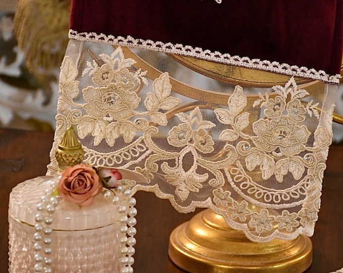 Trio doilies for dressers and bedside tables in burgundy “MariaCecilia”