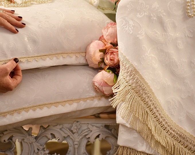 Damask luxury bedspread light white collection “Royal Style”