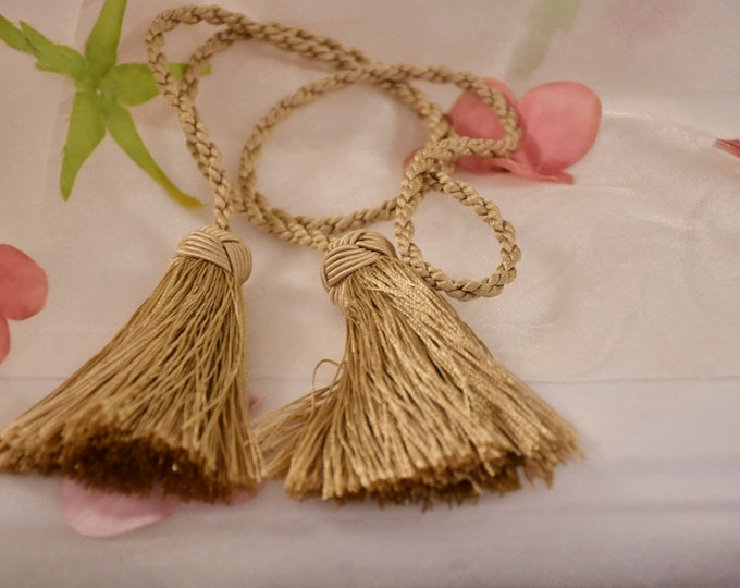 Italian Precious Cord Tassels