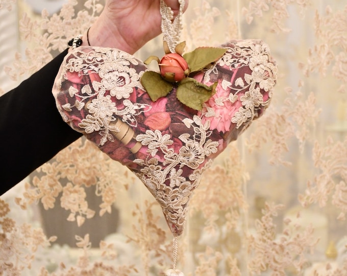 Heart lace and pot pourry scented decoration