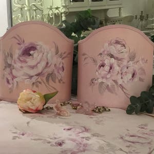 Set mit 2 handdekorierten Lampenschirmen/Fächern