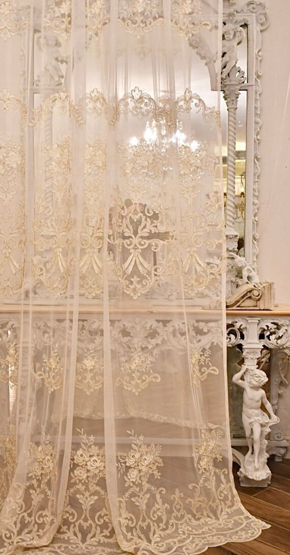 lace curtain