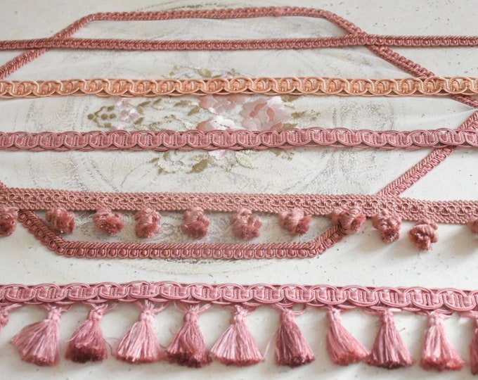 Pink “evelin” trimmings and edges