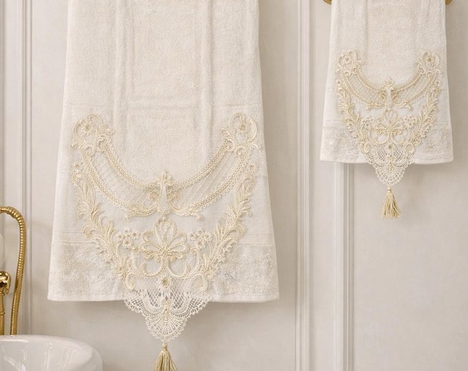 Set of terry towels with neoclassical decoration