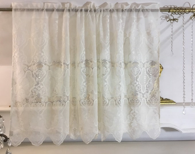 "CLEOPATRA " embroidered valance handmade in Italy