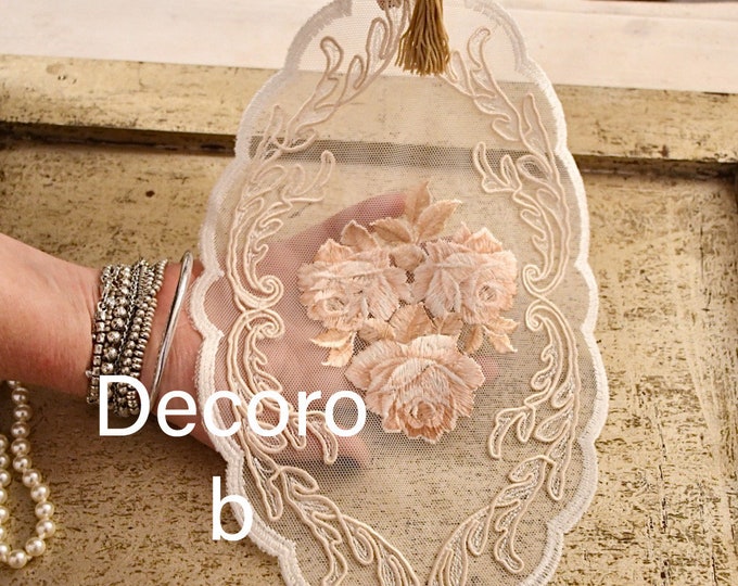 Italian embroidered doilies “Vintage roses” for weddings and favors