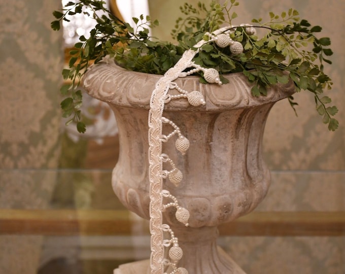 Precious trimmings with pearls “Carol”