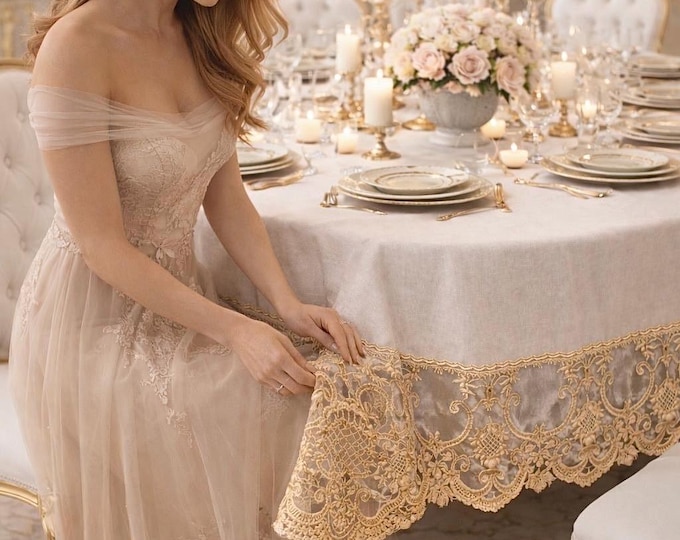 Tovaglia in Puro Lino Stonewashed con Merletto Pregiato Rebrodé Renaissance – Eleganza Sartoriale per Tavole Speciali