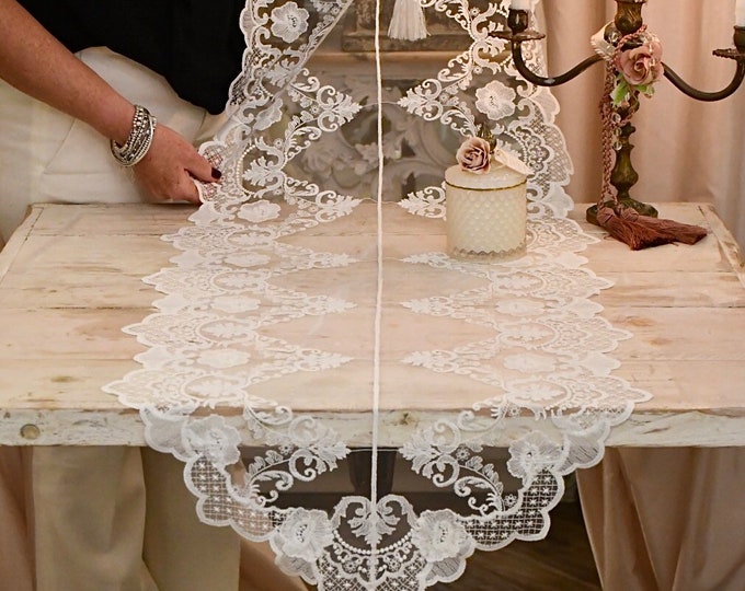 Transparent lace runner “Maria Louise” collection “le trasparenze”