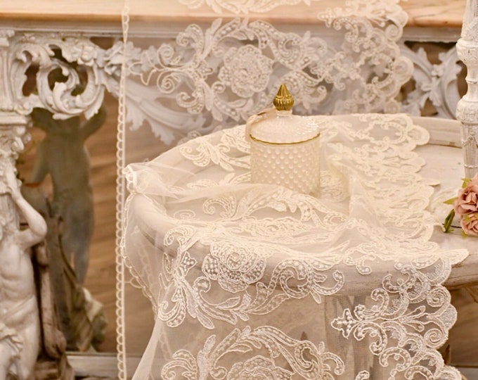 Embroidered tulle border “ROSABELLE”