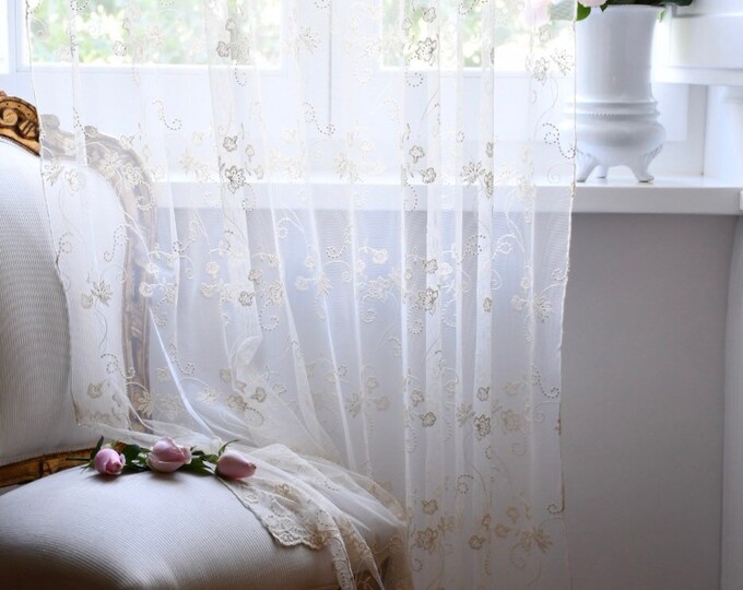 “Silvy” embroidered tulle curtain