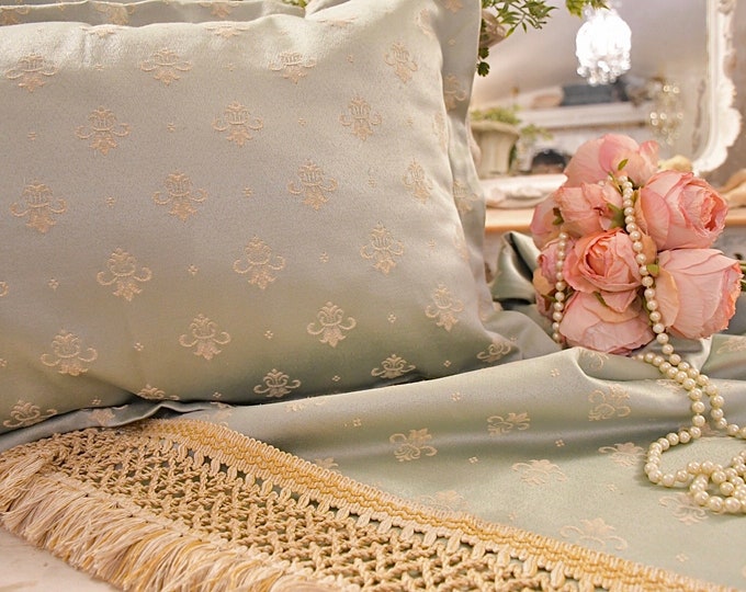 Gorgeous and luxurious Tiffany blue bedspread with Florentine lily