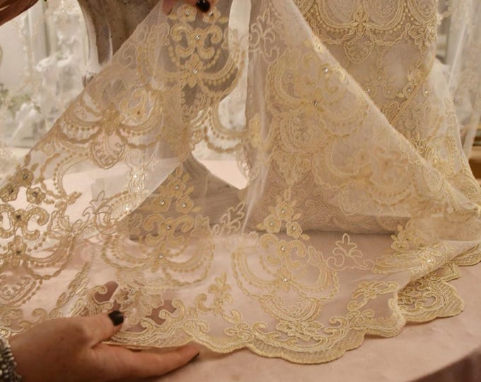 White embroidered tulle border “Grace”