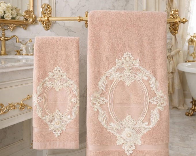 “Celine” towel set in fine sponge and lace
