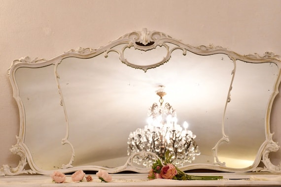 Meravigliosa Grande specchiera antica stile liberty bianca