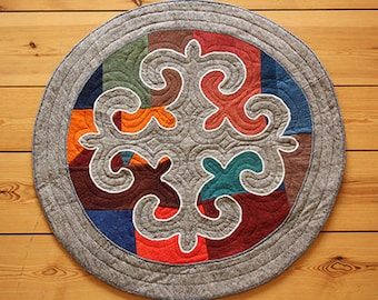 Tektir - Shyrdak felt rug / 93 cm diameter