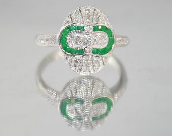 Art Deco 18k White Gold Emerald Diamond Ring - Size 6.5