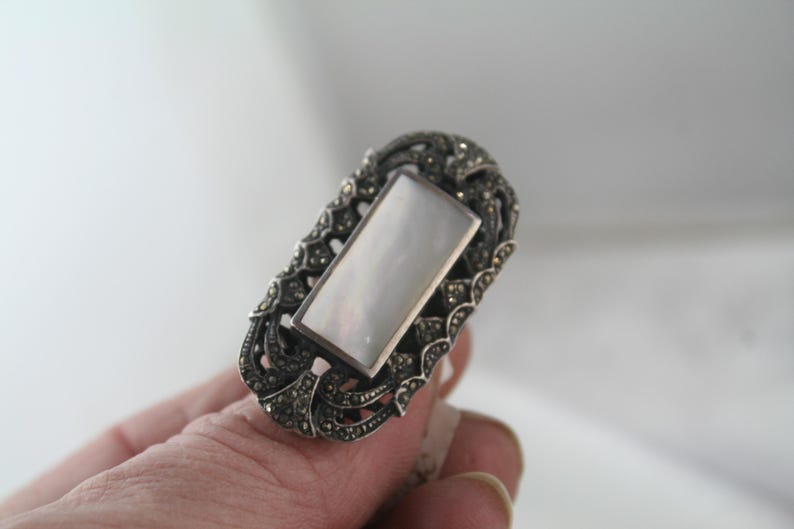 Vintage Marcasite Ring: Sterling Silver Mother of Pearl, Size 6 image 10