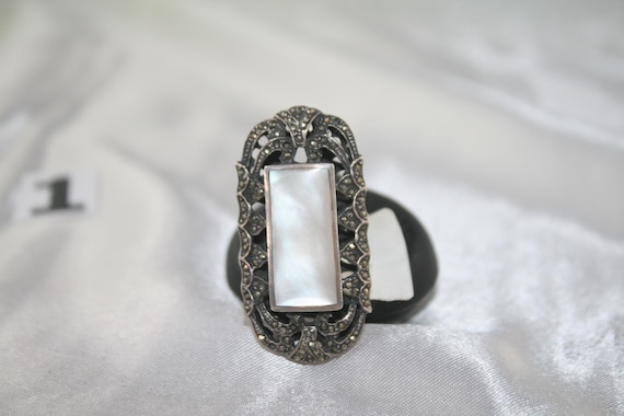 Vintage Marcasite Ring: Sterling Silver Mother of Pearl, Size 6