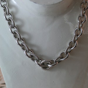 Vintage signed Judith Ripka heavy 85gm, sterling silver textured large link drop chain necklace,pendant drop, lobster clasp 40cm, 16 drop image 3