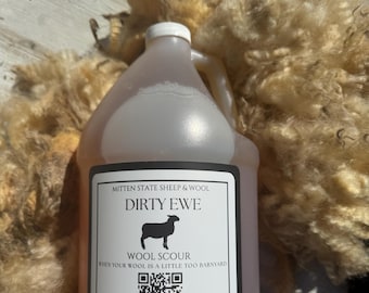 Dirty Ewe Wool Scour, Gallon Size
