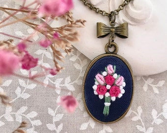 Mother's day gift Hand embroidered bouquet necklace Gift for her Red roses necklace Floral necklace Bouquet pendant Vintage necklace